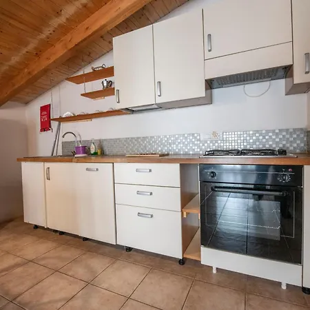 211b - Acacia, Terrazza Giardino E Piscina