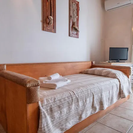 211b - Acacia, Terrazza Giardino E Piscina *