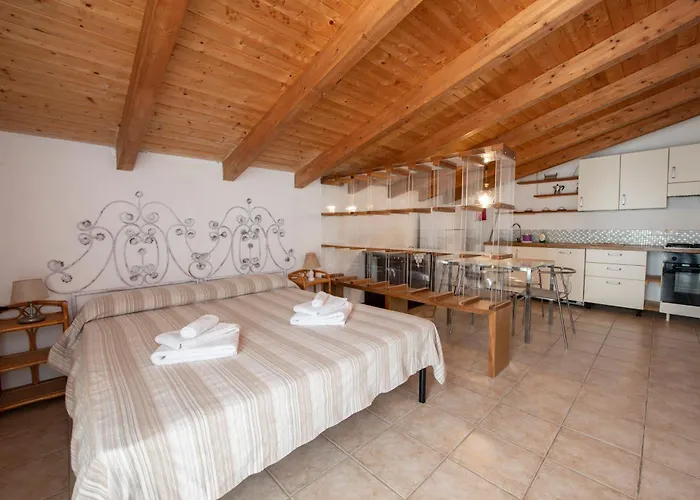 211b - Acacia, Terrazza Giardino E Piscina Apartamento *